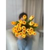 Welurowy flowerbox z piankowymi tulipanami